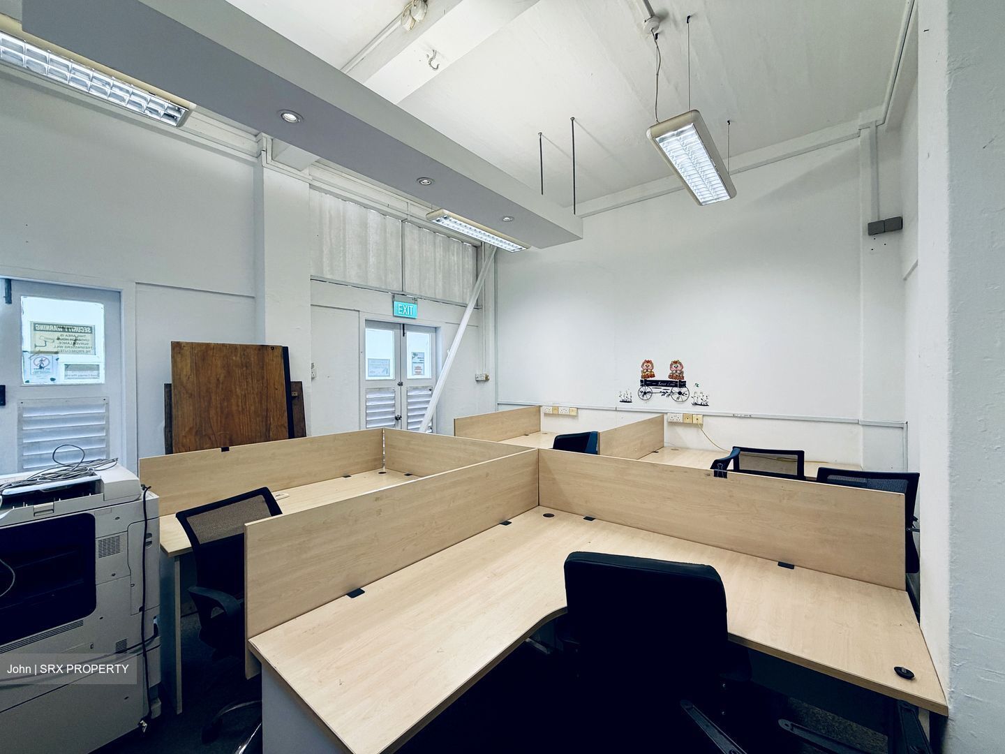 Old Birdcage Walk (D28), Office #492465081